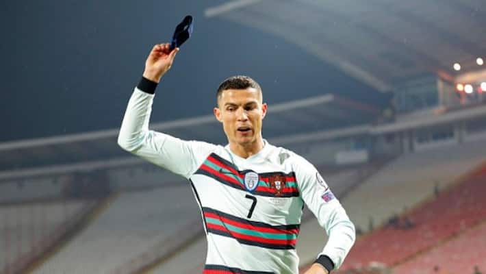 Cristiano Ronaldo discarded armband got 64000 euros at charity auction Cristiano Ronaldo discarded armband got 64000 euros at charity auction