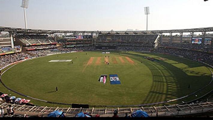 IPl 2021: Wankhede stadium Groundstaff Test Covid Positive 7 days before the 1st match dva IPl 2021: Wankhede stadium Groundstaff Test Covid Positive 7 days before the 1st match dva