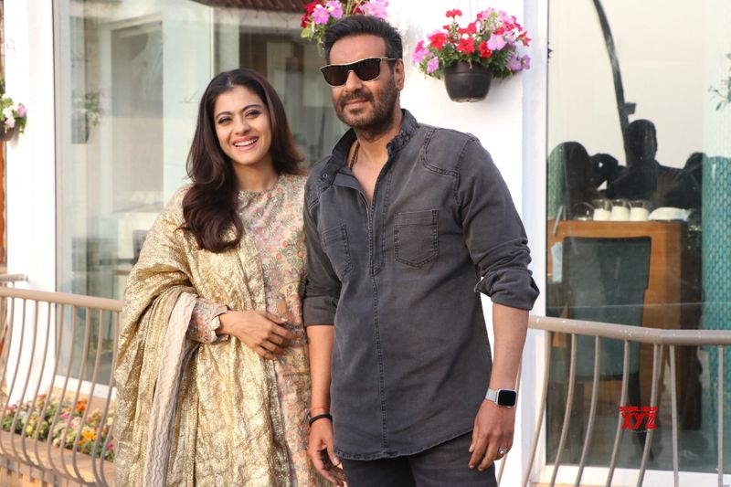 <p>সম্প্রতি খবর ছড়িয়ে পড়ে কাজল অজয় দেবগন আলাদাই রয়েছেন। কারণ নিয়ে একাধিক জল্পনা তুঙ্গে।</p>