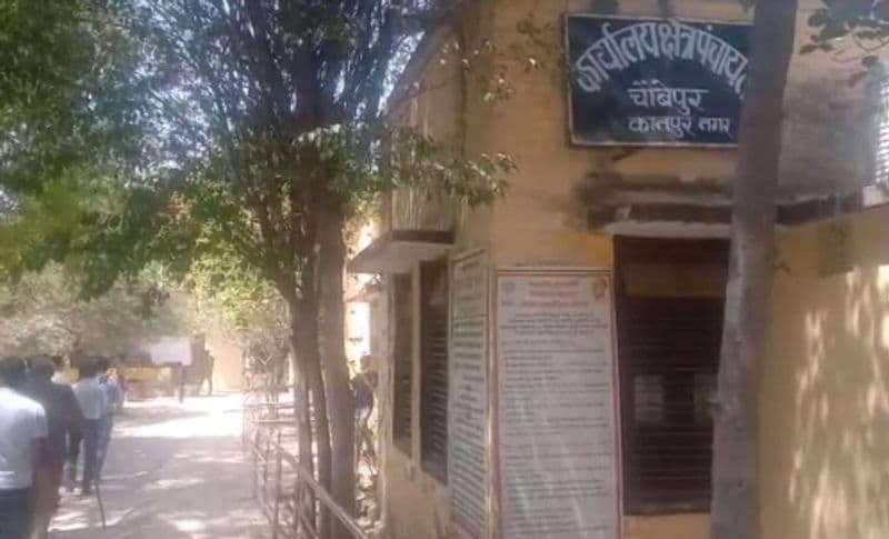 जैसे ही रानी देवी ने पचंयात चुनाव का पर्चा लिया था तो रुद्रपुर बैले गांव के पंच-सरपंच उनके हाथ जोड़ने लगे कि दादी जी आप चुनाव मत लड़िए। हम आपके सारे काम कर देंगे। लेकिन वह नहीं मानी और पर्चा लेकर अपने घर आ गईं। कहने लगीं कि अभी इन बूढे हाथों में बहुत दम है, अब मैं रुकूंगी नहीं।
