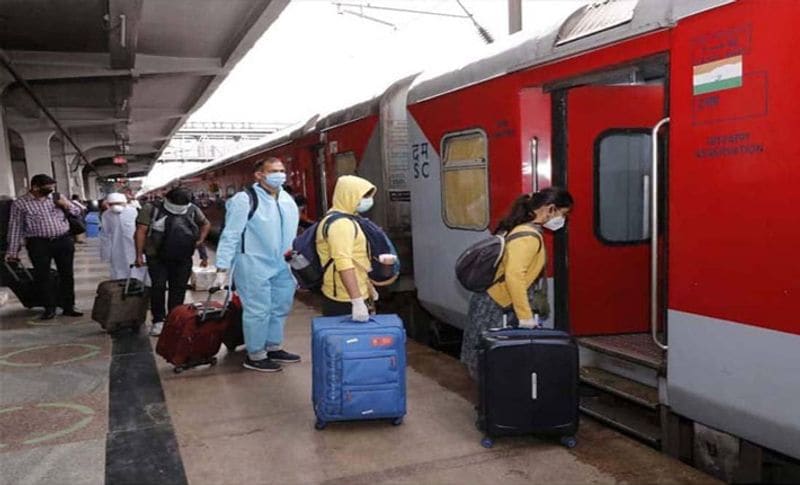 Railways announced special trains There will be no hassle to confirm the seat not on festivals book tickets