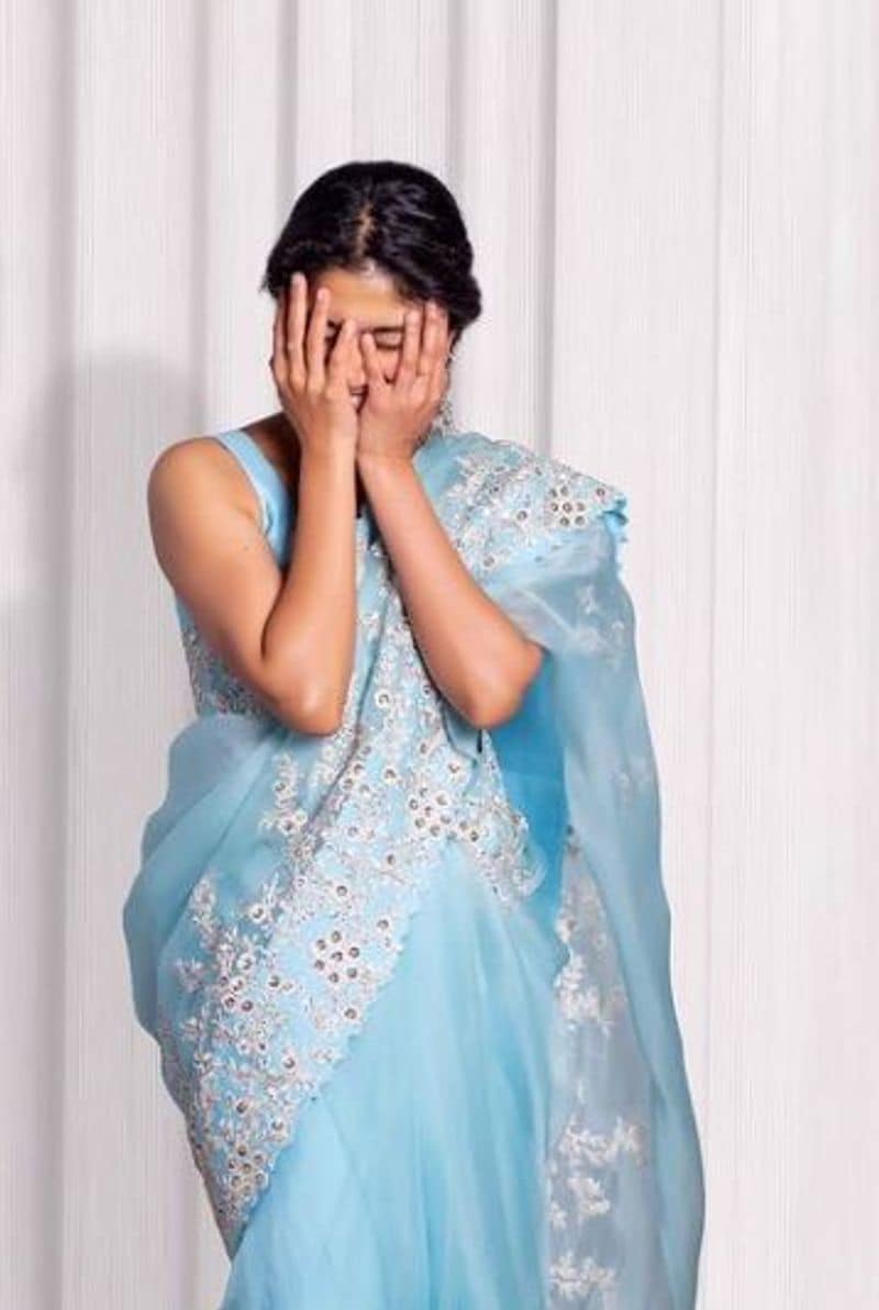 கடந்த சில நாட்களுக்கு முன் வெற்றி மாறன் இயக்ககத்தில், ரிலீசான ஆந்தாலஜி படமான ’பாவக்கதைகள்’ படத்தில் சாய்பல்லவி நடித்தார். அதில் நடித்த சுமதி கதாபாத்திரம், அனைவரையும் மெய்சிலிர்க்க வைத்தது. 