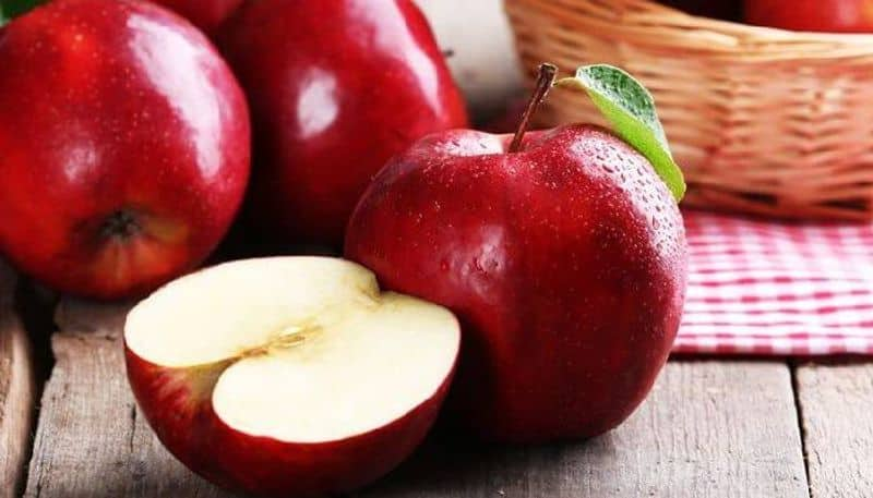 apple facepacks to prevent ageing of skin