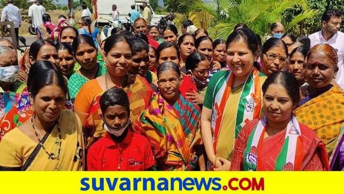 Anjali Nimblkar Starts Suvarna Soudha Chalo for Anjali Nimbalkar snr Anjali Nimblkar Starts Suvarna Soudha Chalo for Anjali Nimbalkar snr
