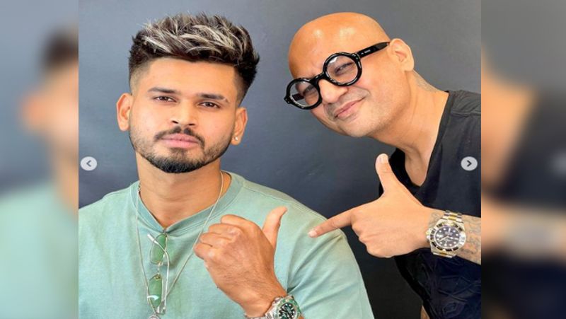 बता दें कि 23 मार्च को भारत और इंग्लैंड के बीच खेले गए पहले वनडे मैच में फील्डिंग करते वक्त श्रेयस अय्यर के कंधे पर काफी गंभीर चोट लगी थी, जिसके बाद उन्हें सर्जरी करवाना पडेगा। ऐसे में वह आईपीएल (IPL2021) से बाहर हो गए हैं। 