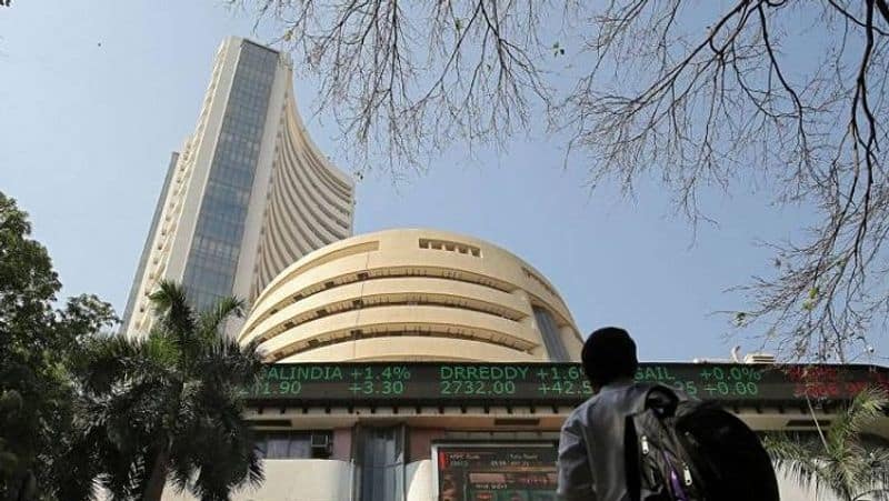 share market today : Sensex off highs, up 400pts; Nifty below 17,100