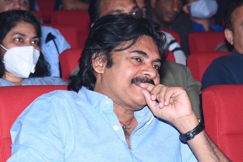 Tollywood Pawan Kalyan goes into self quarantine Director Sundhar tested Covid19 positive vcs