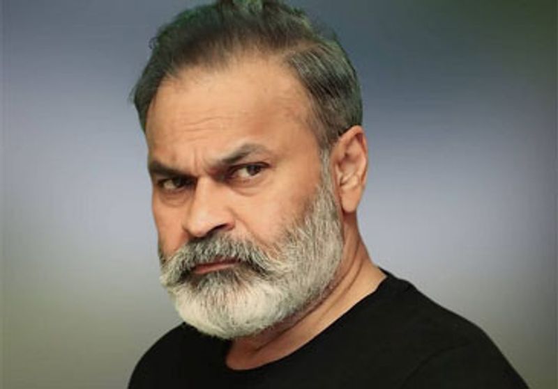 దీంతో ఈ షోకి పెద్దగా వ్యూస్ రావడం లేదని, నాగబాబు షోని ఎవరూ చూడటం లేదని స్పష్టమవుతుంది. పరోక్షంగా ఆయనే ఈ విషయాన్ని చెప్పుకురావడం విశేషం. అయినప్పటికీ ఈ షో ద్వారా చాలా మంది కొత్త కమెడీయన్లు వెలుగులోకి వస్తారని మాత్రం నాగబాబు చెబుతున్నారు. ఇప్పటికే కొంత మందికి ఇతర మెయిన్ స్ట్రీమ్ టీవీ షోస్లో ఆఫర్స్ వచ్చాయి.