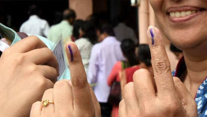 Voters list will linked to aadhar data base Voters list will linked to aadhar data base