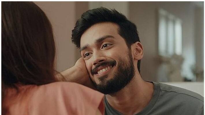 Kalidas Jayaram share her photo Kalidas Jayaram share her photo