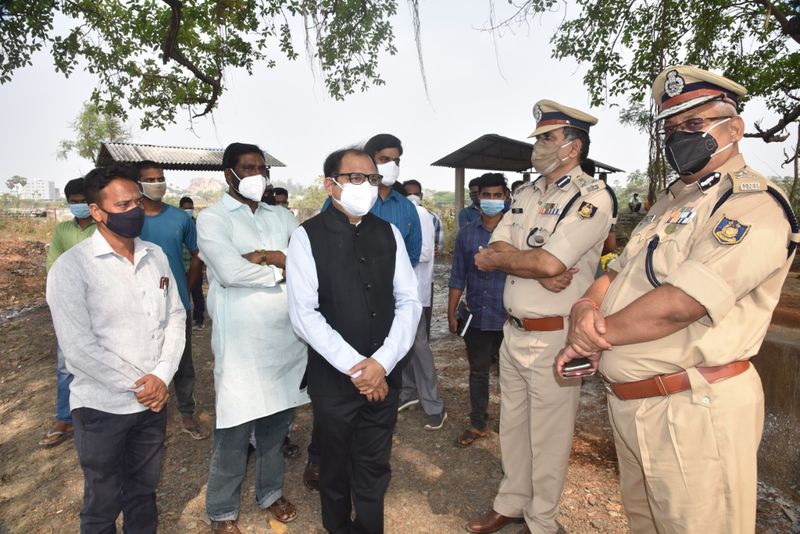 Jawan jagadeesh last rites performed with military honours at vijayanagaram