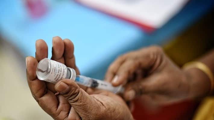 Corona second wave intensity .. Everyone needs vaccination .. Doctors Association Warning. Corona second wave intensity .. Everyone needs vaccination .. Doctors Association Warning.