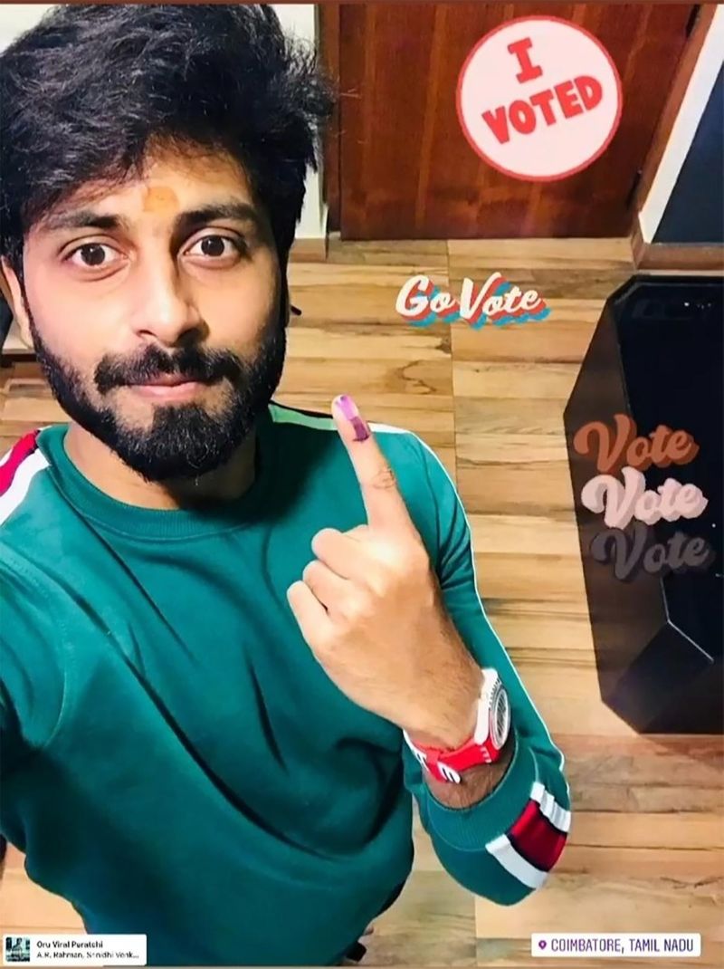 குக் வித் கோமாளி சீசன் 2 நிகழ்ச்சியின் ஹேண்ட்சம் போட்டியாளர் அஸ்வின் ஓட்டு போட்டுட்டாராம்
