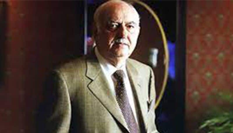 <p><strong>Pallonji Mistry<br />
Chairman, Shapoorji Pallonji Group <br />
Net Worth: $15.7 Billion<br />
Forbes Rank: 140</strong><br />
</p>
