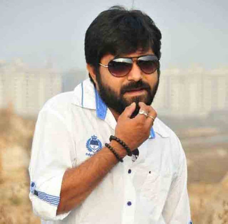అలాగే చలాకీ చంటికి రెండు లక్షలు ఇస్తున్నారట.