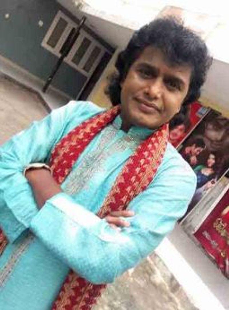 వీరితోపాటు ఇతర కమెడీయన్లకి కూడా దాదాపు లక్ష వరకు అందిస్తున్నారనే వార్తలు సోషల్ మీడియాలో వినిపిస్తున్నాయి. ఇందులో నిజమెంతా అనేది తెలియాల్సి ఉంది.
