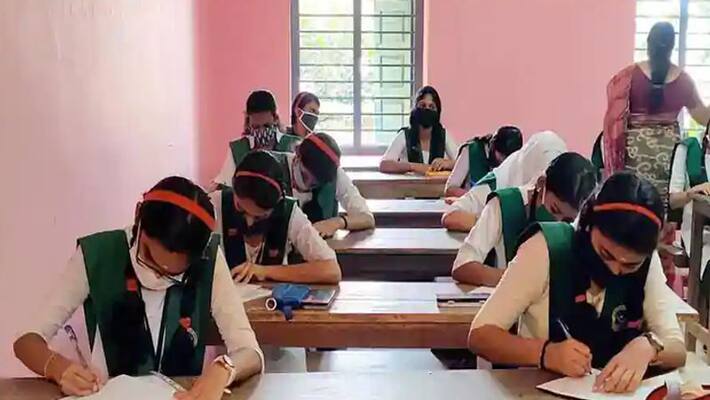 Bengaluru University Degree 4th Sem Exams to Held as Time Table On Oct 30 rbj Bengaluru University Degree 4th Sem Exams to Held as Time Table On Oct 30 rbj