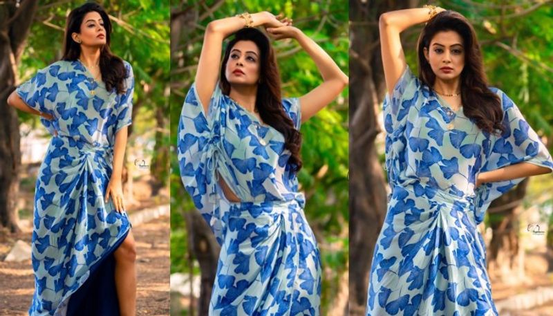 ప్రియమణి గ్లామర్ ఫోటోలు.