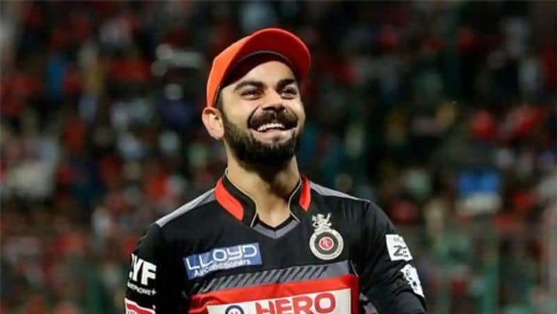 <p>आईपीएल के 14वें सीजन का पहला मैच 9 अप्रैल को पिछले साल की चैंपियन मुंबई इंडियंस (MI) और रॉयल चैलेंजर्स बेंगलुरु (RCB) के बीच खेला जाएगा। ये मैच चैन्नई के चेपॉक मैदान पर होगा। </p>
