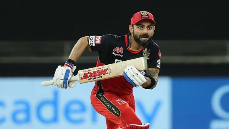 రాయల్ ఛాలెంజర్స్ బెంగళూరు జట్టు:విరాట్ కోహ్లీ, దేవ్దత్ పడిక్కల్, షాబజ్ అహ్మద్, గ్లెన్ మ్యాక్స్వెల్, ఏబీ డివిల్లియర్స్, వాషింగ్టన్ సుందర్, కేల్ జెమ్మీసన్, కేన్ రిచర్డ్సన్, హర్షల్ పటేల్, మహ్మద్ సిరాజ్, చాహాల్
