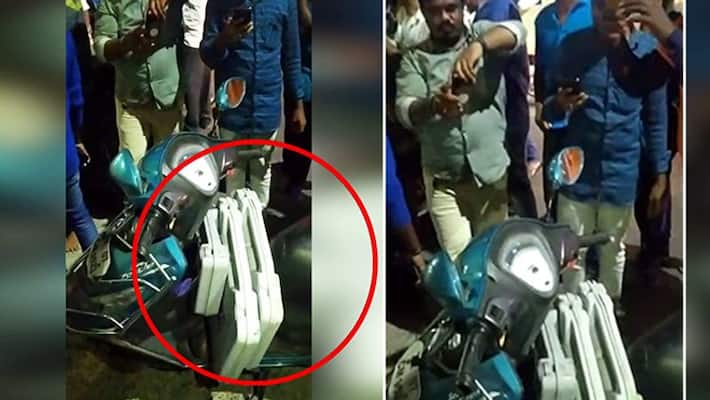 Ballot voting machines in Velachery.. Re-election at a polling station.. Election Commission Action.! Ballot voting machines in Velachery.. Re-election at a polling station.. Election Commission Action.!