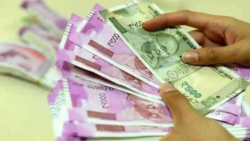 Central government employees will receive a pay raise, and 18-month Dearness Allowance arrears will be paid soon.