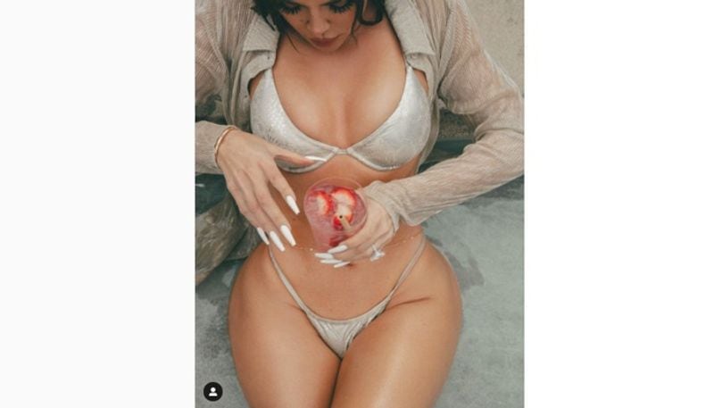 <p>Because she deleted that picture, Khloe got brutally trolled. After massive backlash, the 36-year-old shared her thoughts today. On Instagram, she shared a live video to "show you all this isn't photoshopped." </p>