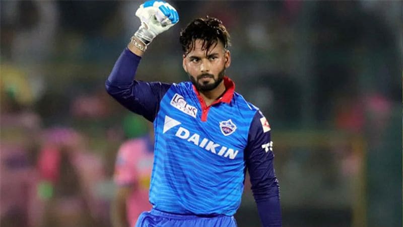 8 డబుల్ హెడెడ్ మ్యాచులతో జరిగే పార్ట్ 2 సీజన్లో ముందుగా అనుకున్నట్టుగానే ఎలిమినేటర్, క్వాలిఫైయర్ మ్యాచులతో పాటు ఫైనల్ని కూడా ఒకే వేదికగా నిర్వహించబోతున్నారని సమాచారం....