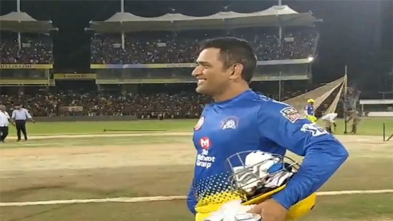 భారత్లో కరోనా కేసులు తగ్గుతున్నప్పటికీ, సెప్టెంబర్ మాసంలో ఇక్కడ వర్షాకాలం ఉండడం, మ్యాచులు నిర్వహించడం కష్టం అవుతుందని భావించిన బీసీసీఐ... మ్యాచులను గత సీజన్ నిర్వహించిన యూఏఈ వేదికగా జరపాలని నిర్ణయం తీసుకుంది.