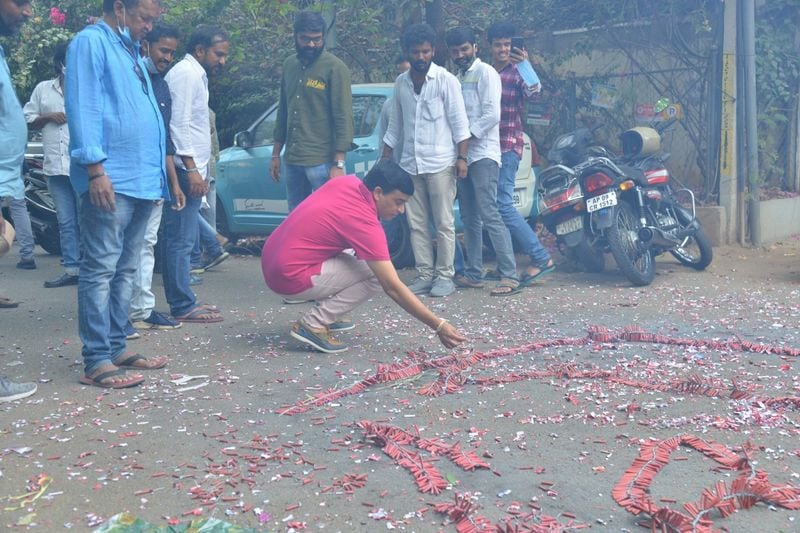`వకీల్సాబ్` బృందం సక్సెస్ సెలబ్రేషన్స్.