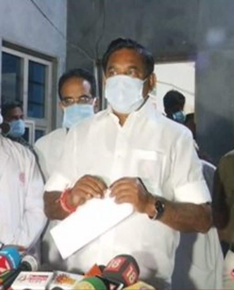 CM Edappadi palaniswami take his second dose of corona vaccine at salem