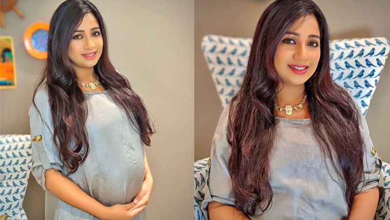 लीला भंसाली जीटीवी का ‘सारेगामा’ कार्यक्रम देख रही थीं तो उन्होंने फोन कर के संजय को बुलवाया। जब संजय ने देखा तो उन्हें लगा कि श्रेया की आवाज पारो की मासूम आवाज को सूट करेगी। बाद में जब फिल्म के गीतों की रिकॉर्डिंग शुरू हुई तो वे श्रेया घोषाल का नाम भूल चुके थे। श्रेया को ढुंढवाने में उन्हें काफी वक्त लग गया।

