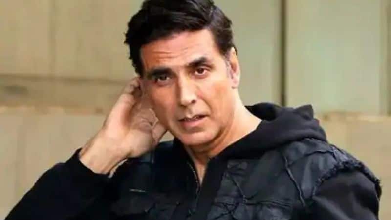 actor akshay kumar donate for oxygen cylinders