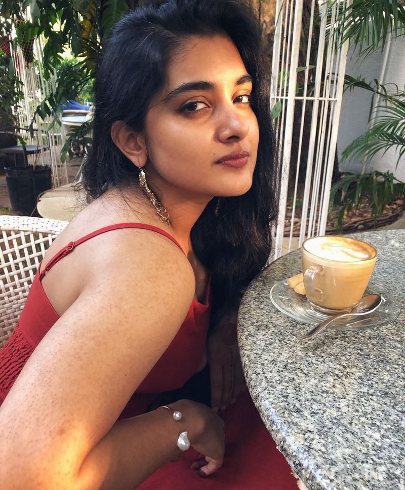 vakeel saab fame nivetha thomas reveals interesting facts about movie ksr