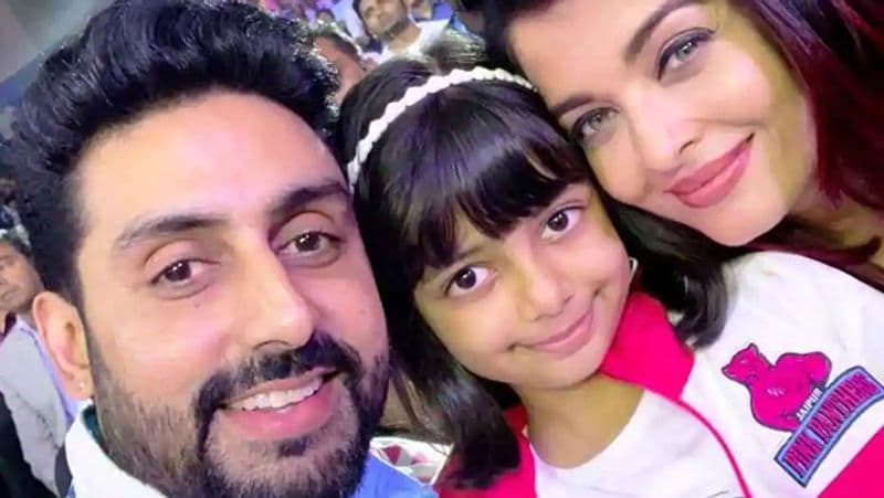 Abhishek had proposed to Aishwarya in the year 2007, and ever since, they have been serving pure couple goals. The couple has a daughter named Aaradhya.