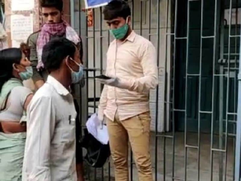 पैर में प्लास्टर होने की वजह से मेरे पति दिसंबर से ही बेड पर थे। हमलोगों ने अपने परिवार में सबका कोरोना टेस्ट करवा लिया, किसी को कुछ नहीं निकला, फिर उनको पॉजिटिव कैसे बता दिया सब, समझ नहीं सकते। हमलोग इस मामले में जहां तक हो सकेगा, शिकायत करेंगे ताकि किसी और को ऐसी परेशानी न उठानी पड़े।