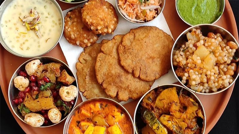 కరోనా నుంచి కోలుకోవడానికి, రోగనిరోధక శక్తిని పెంచుకోవడానికి ప్రభుత్వం సూచించిన ఆహారం, అలవాట్లు ఇవే..