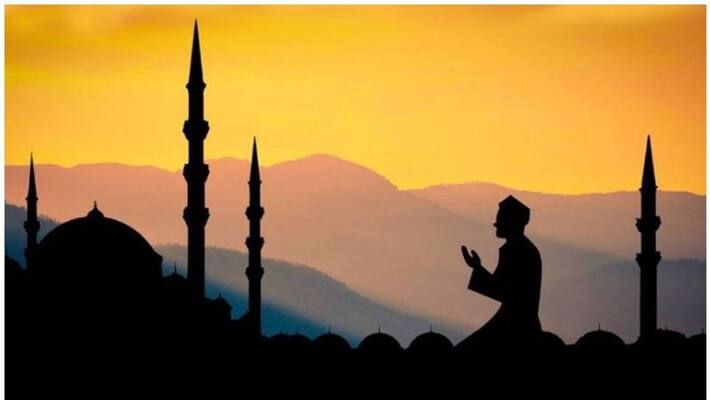 Taraweeh Qyam Ishaa prayers to be combined during Ramadan in Saudi Arabia mosques Taraweeh Qyam Ishaa prayers to be combined during Ramadan in Saudi Arabia mosques