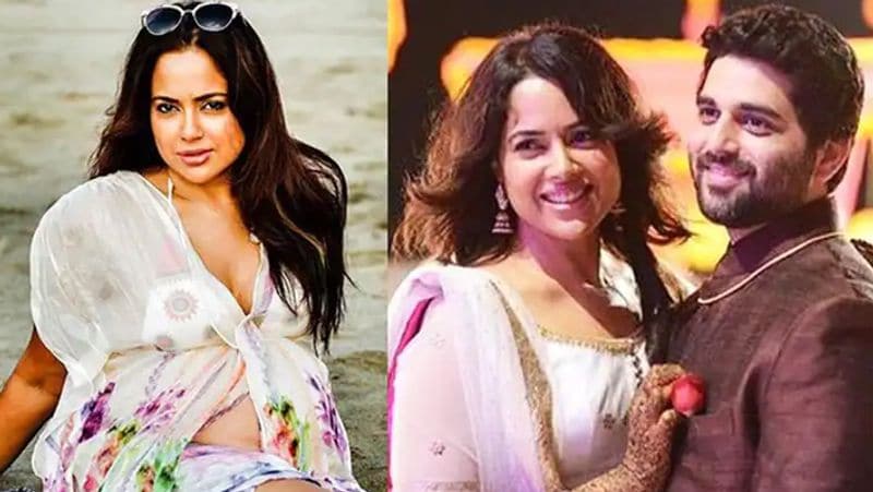 समीरा ने अपने 11 साल के करियर में कई फिल्मों में काम किया। इनमें 'मुसाफिर', 'डरना मना है', 'प्लान', 'टैक्सी नंबर 9211', 'नक्शा', फूल एंड फाइनल, वन टू थ्री, कालपुरुष, दे दनादन, रेड अलर्ट और चक्रव्यहू जैसी कई फिल्में शामिल हैं। बॉलीवुड के अलावा, उन्होंने साउथ की कई फिल्मों में काम किया है।