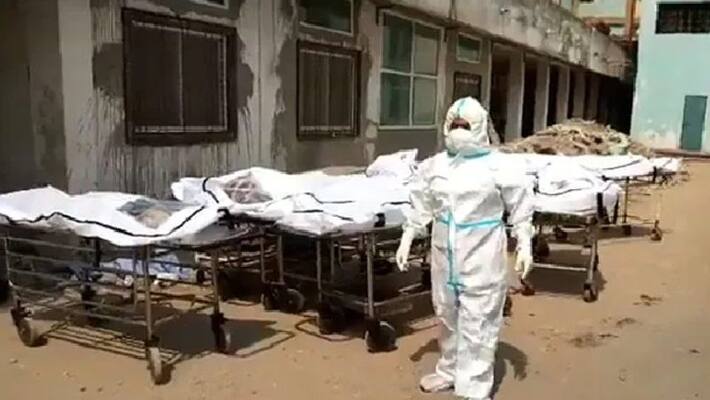 bodies pile up in hospital shows how the second wave of covid 19 affects the country bodies pile up in hospital shows how the second wave of covid 19 affects the country
