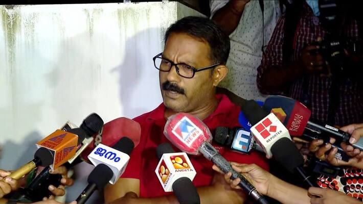 Vigilance interrogates KM Shaji Vigilance interrogates KM Shaji