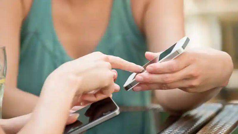 Vodafone Idea के 801 रुपए वाले प्लान में अगर डेटा और बोनस को जोड़ा जाए तो इसका कुल डेटा 300GB होगा, जो कि कंपनी महज 801 रुपए में देती है। 