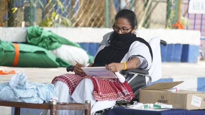 Mamta Banerjee will hold dharna today, West Bengal assembly elections kpa Mamta Banerjee will hold dharna today, West Bengal assembly elections kpa