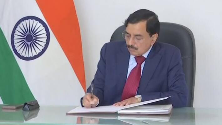 Sushil Chandra took charge as the 24th Chief Election Commissioner (CEC) today KPP Sushil Chandra took charge as the 24th Chief Election Commissioner (CEC) today KPP