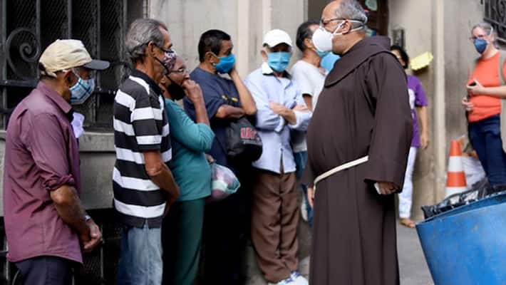 Coronavirus in brazil 2 crore people forced to starve half of the population KPP Coronavirus in brazil 2 crore people forced to starve half of the population KPP