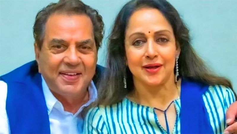 हेमा मालिनी ने कहा था- मैंने कभी उनकी पहली पत्नी प्रकाश के बारे में कुछ नहीं कहा, लेकिन मैं उनकी बहुत इज्जत करती हूं। यहां तक कि मेरी दोनों बेटियां भी उनके फैमिली मेंबर्स की बहुत इज्जत करती हैं। 