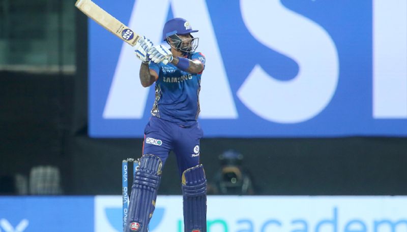 సీజన్ ప్రారంభంలో కుదురుకోవడానికి ఇబ్బంది పడడం ముంబైకి ఎప్పుడూ అలవాటే. చాలా సీజన్లలో మూడు మ్యాచులు ఓడిన తర్వాత ముంబై ఇండియన్స్ ఆటగాళ్లు అసలు సిసలైన ఆటను బయటికి తీస్తారు...