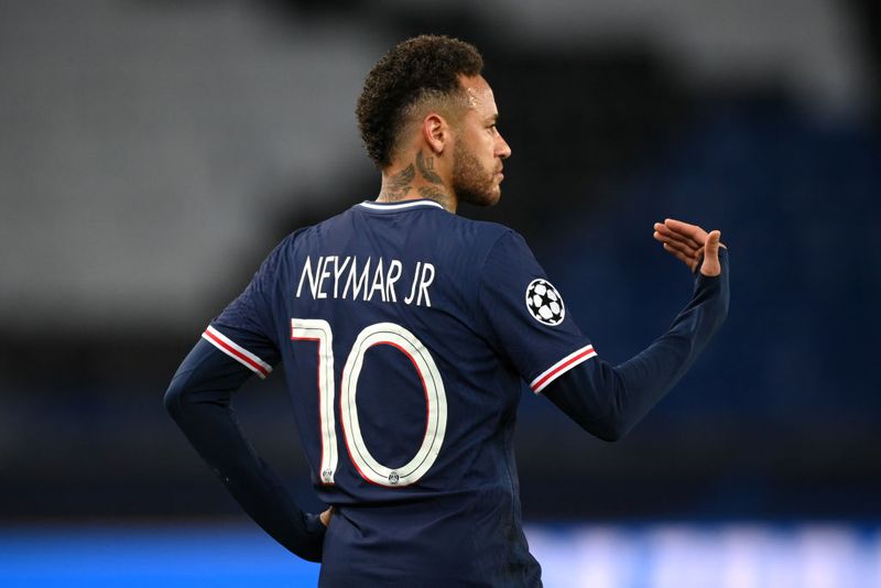 Neymar also indicated that he would be signing a new deal with the French champion. “This is no longer an issue. Obviously, I feel very comfortable and at home here at PSG. I feel happier than I was before,” he told ESPN Brazil.