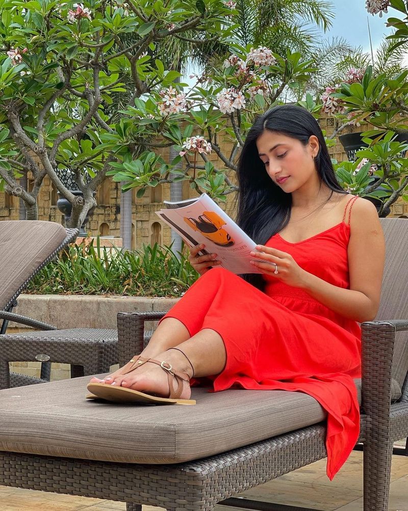 As for here, Dhanashree dazzles in a simple red dress that is perfect for a night look.
NOTE: Asianet News humbly requests everyone to wear masks, sanitise, maintain social distancing and get vaccinated as soon as eligible. Together we can and will break the chain #ANCares #IndiaFightsCorona