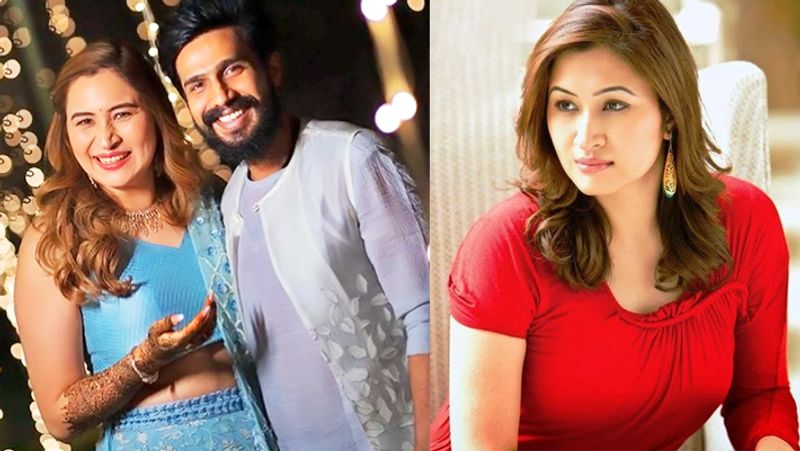 इससे पहले कपल की ओर से जो डिजिटल कार्ड शेयर किया गया, उसमें लिखा है- 22 अप्रैल 2021 को अपने माता-पिता का आशीर्वाद लेते हुए हम शादी करने जा रहे हैं। हमें अपनी शादी की खबर शेयर करते हुए बहुत खुशी हो रही है। इस प्राइवेट सेरेमनी में हमारे करीबी लोग ही शामिल होंगे।